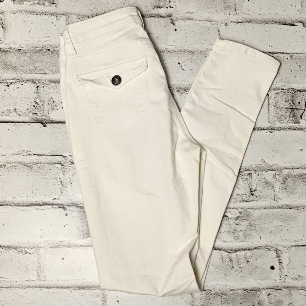 Siren Seduction Women's White Jeans